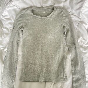 Gap grey longsleeve